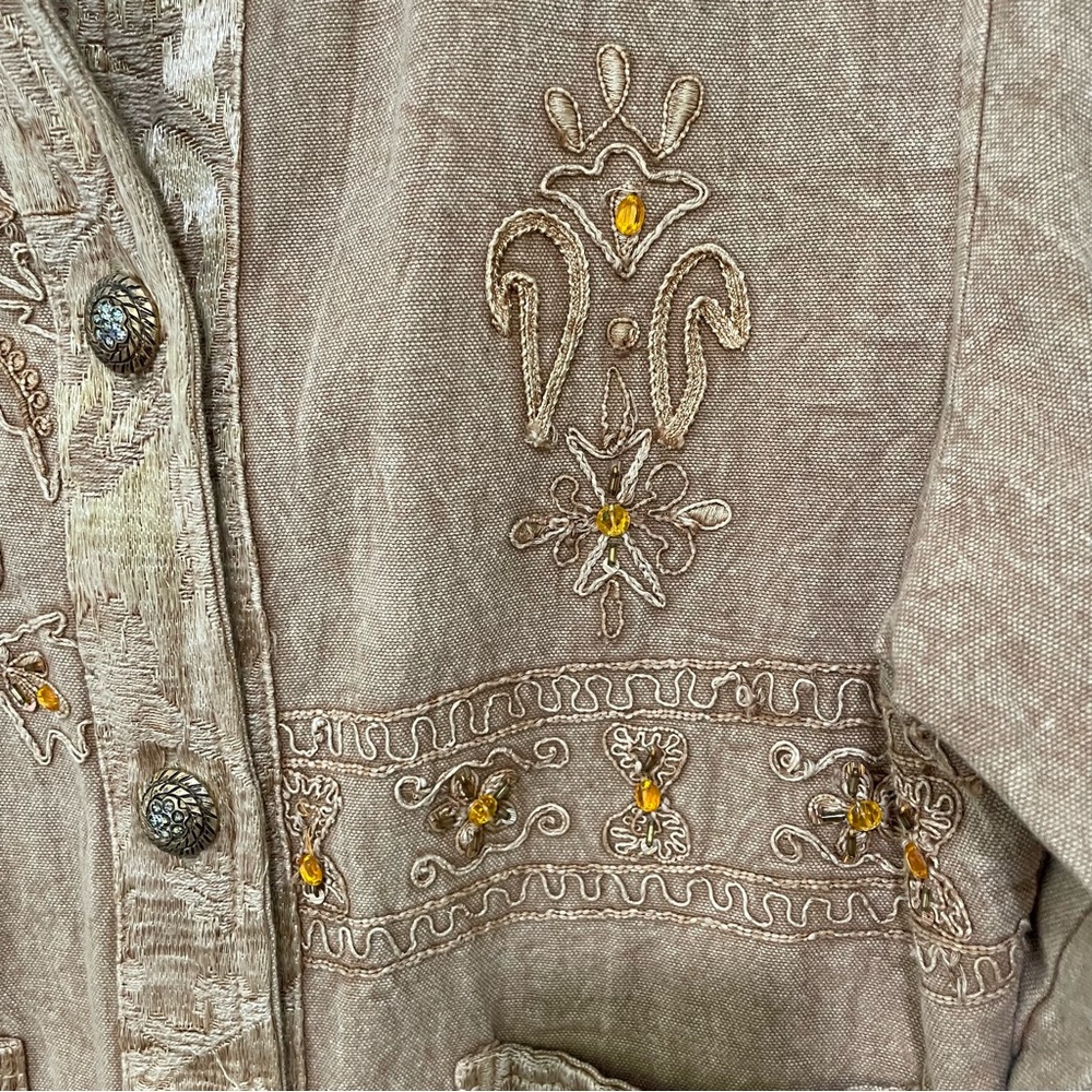 Flashback Women's Embroidered Brown Jean Jacket - Picture 4 of 13